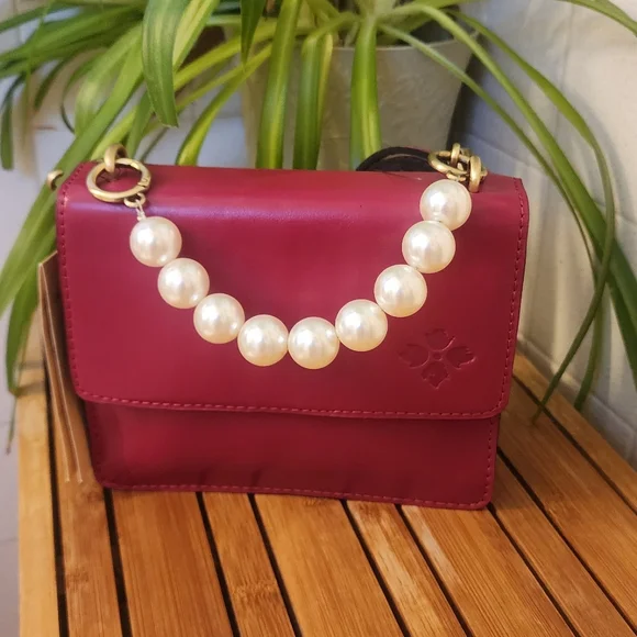 PATRICIA NASH Magenta light Burgundy Leather Terresa Crossbody Bag hand bag - Picture 1 of 8